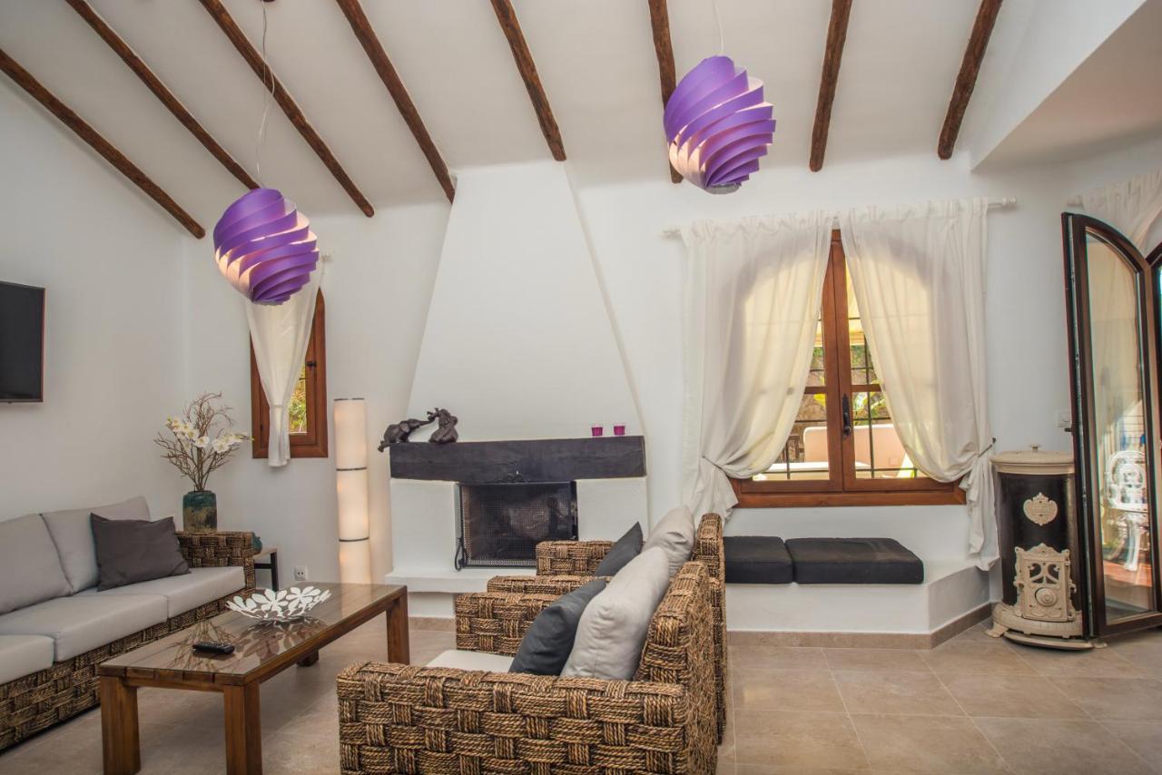 Luxurioese Und Grossraeumige Villa Mit Community Pool, Sicht Auf Das Mittelmeer Sowie Dem Mar Menor, La Manga Club Atamaría 外观 照片