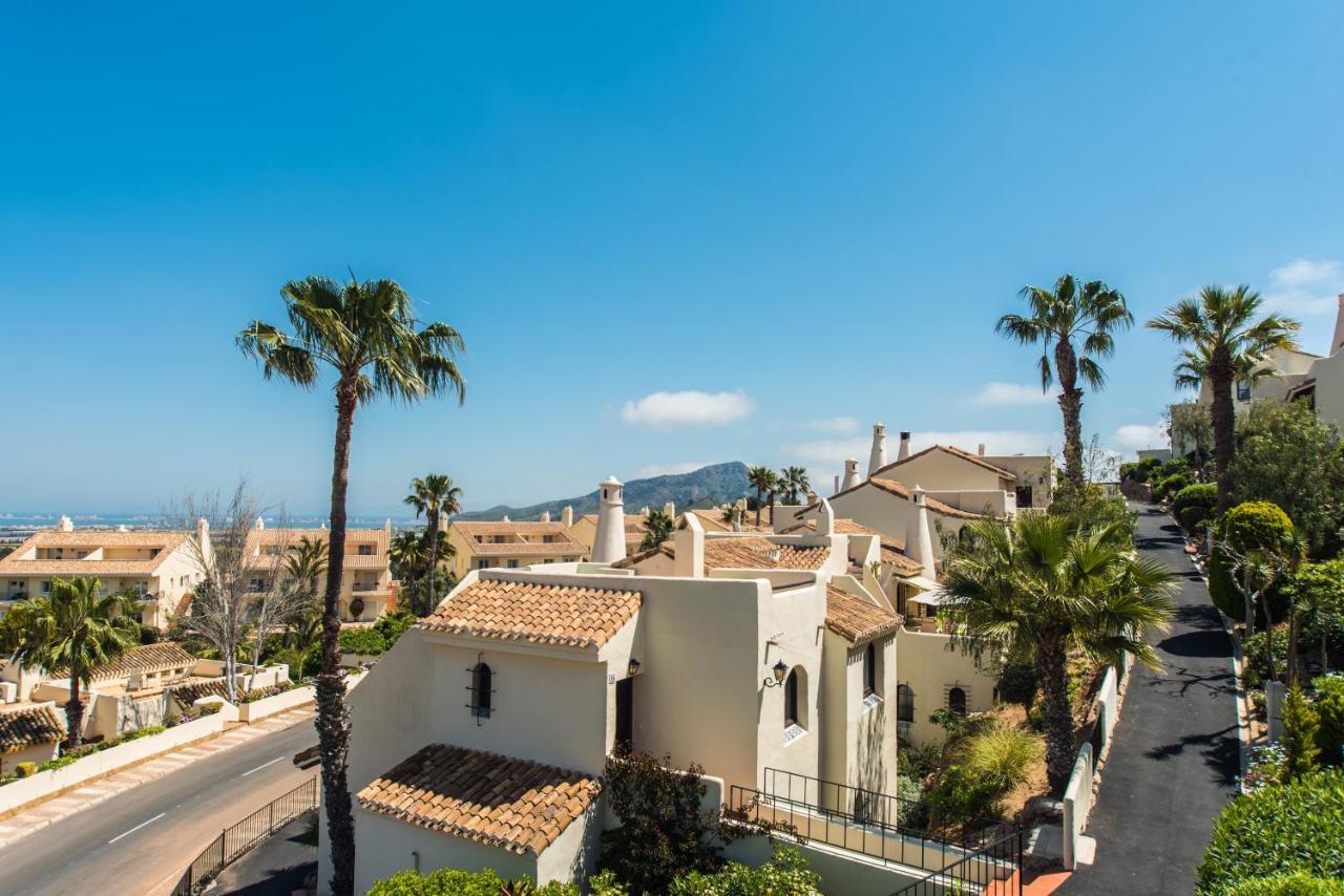 Luxurioese Und Grossraeumige Villa Mit Community Pool, Sicht Auf Das Mittelmeer Sowie Dem Mar Menor, La Manga Club Atamaría 外观 照片