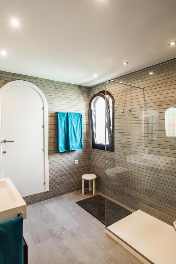 Luxurioese Und Grossraeumige Villa Mit Community Pool, Sicht Auf Das Mittelmeer Sowie Dem Mar Menor, La Manga Club Atamaría 外观 照片