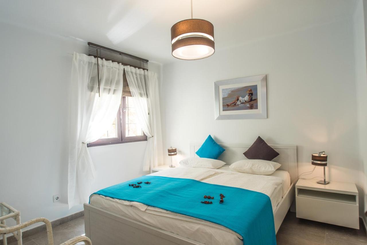 Luxurioese Und Grossraeumige Villa Mit Community Pool, Sicht Auf Das Mittelmeer Sowie Dem Mar Menor, La Manga Club Atamaría 外观 照片