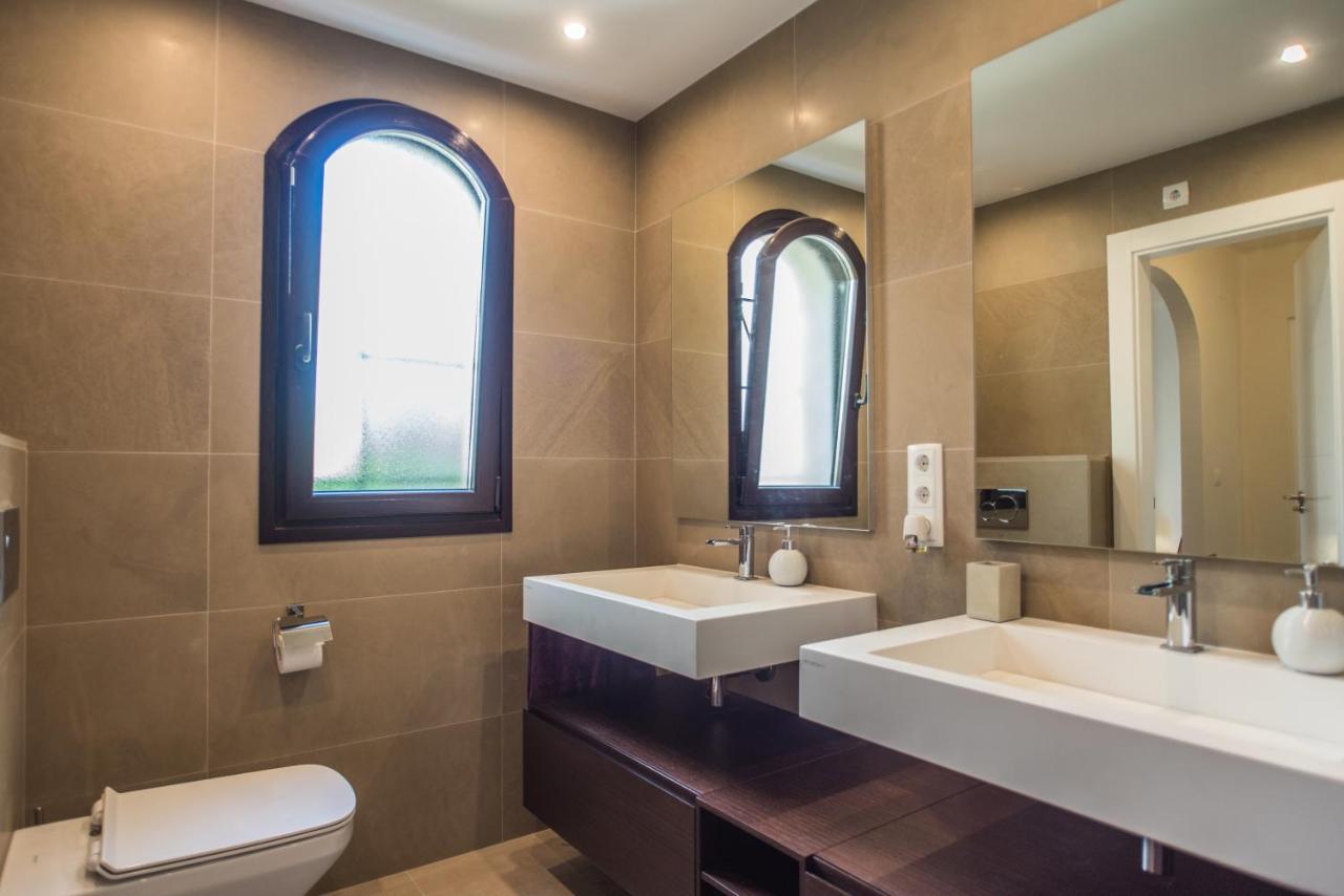 Luxurioese Und Grossraeumige Villa Mit Community Pool, Sicht Auf Das Mittelmeer Sowie Dem Mar Menor, La Manga Club Atamaría 外观 照片